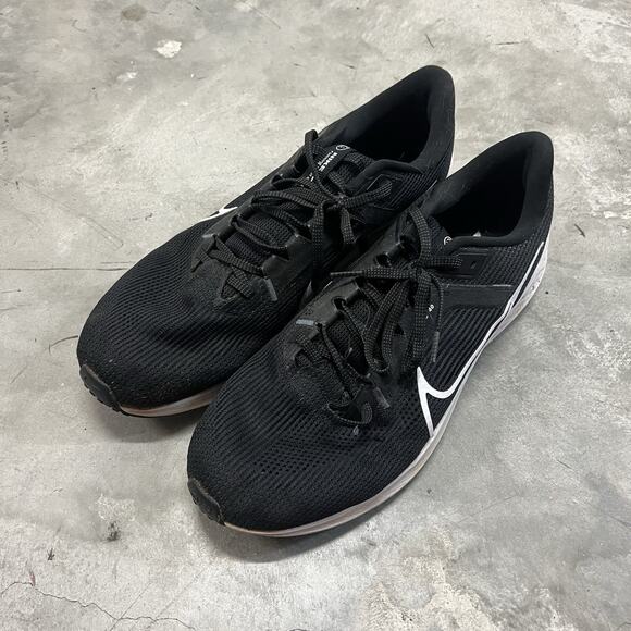 Nike Air Zoom Pegasus 40 White Black Running Shoes Men's Size 13 DV3853-001 - Picture 4 of 9